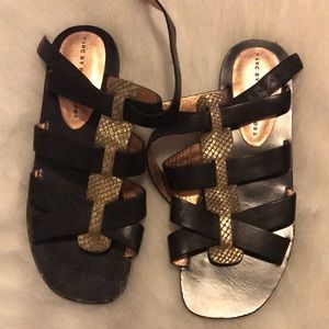 Marc Jacobs Size 6 Sandals